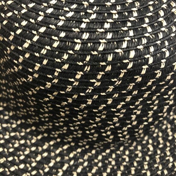 Old Navy Braided Wide-Brim Floppy Sun hat black - Picture 3 of 7